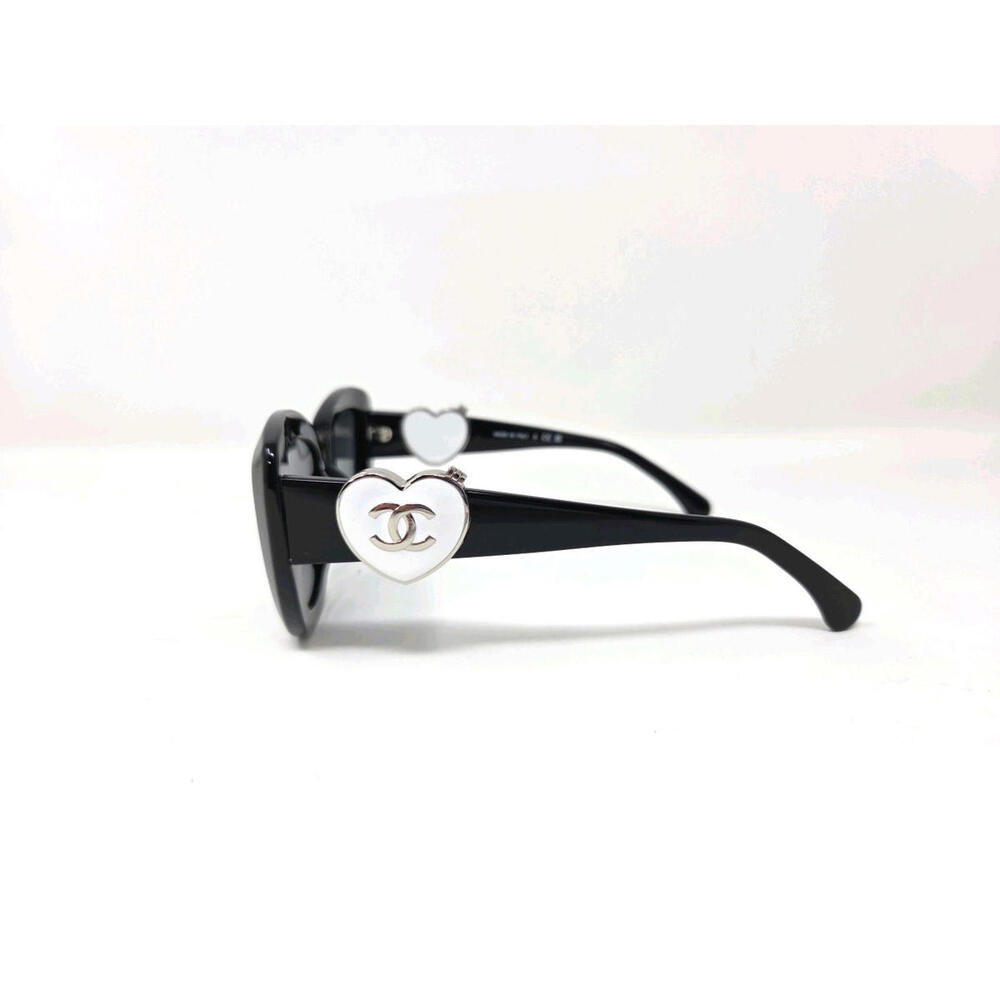 Chanel 5517-A C501/S4 Women's Black Grey Gradient w/White Logo Sunglasses NEW - Picture 5 of 7
